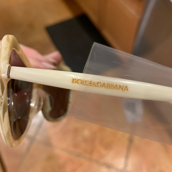 ✨NWT✨ Dolce & Gabanna 59mm Butterfly Sunglasses - Picture 5 of 5